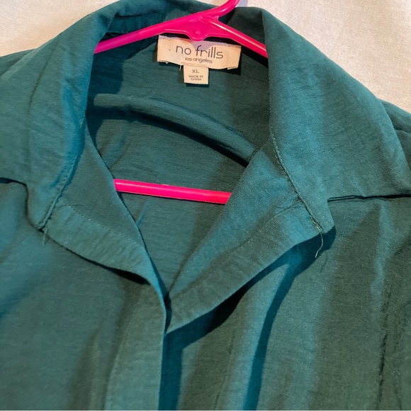 No frills green elastic waist. Waist length crop long sleeve button up top NWT - Picture 5 of 6